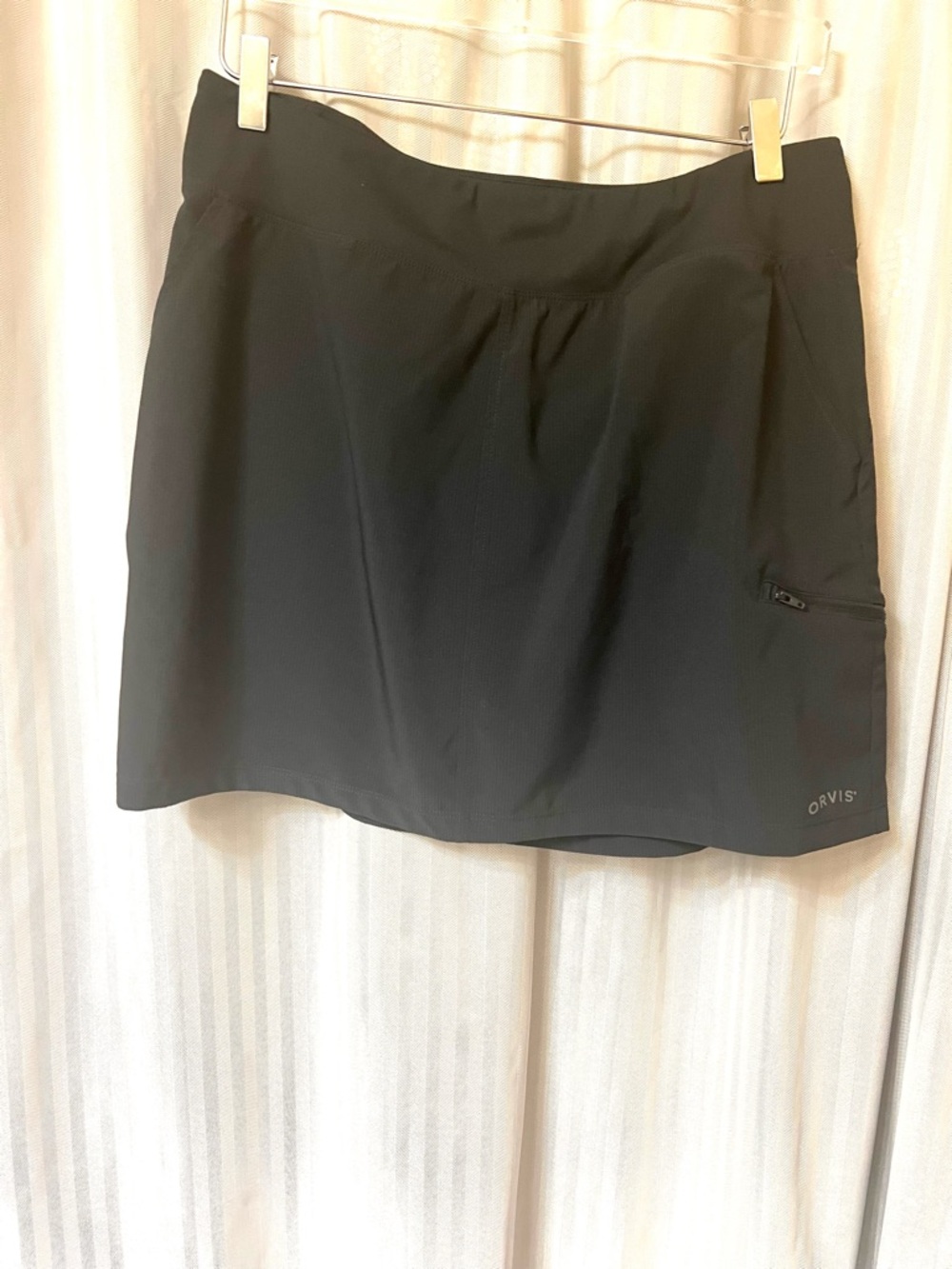 Orvis Black Athletic Skort with Zipper Pocket & built in shorts size L